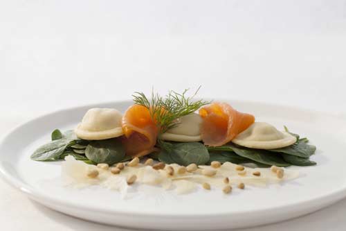 Lusso intimistico nel cuore delle Alpi. L’estate 2014? E’ in Austria Lusso intimistico nel cuore delle Alpi. L’estate 2014? E’ in Austria