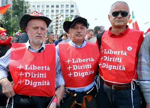 Pensionati imbufaliti con Matteo Renzi. “Ci toglierà la badante” Pensionati imbufaliti con Matteo Renzi. “Ci toglierà la badante”