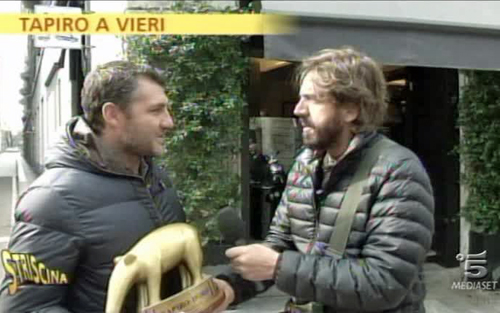 Malato di videopoker? Tapiro d’Oro per Bobo Vieri: “Non ci gioco” Malato di videopoker? Tapiro d’Oro per Bobo Vieri: “Non ci gioco”
