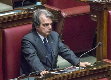 Il partito romano ora sono io. Brunetta “signore” di Forza Italia