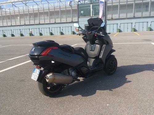 Peugeot Metropolis: l’alternativa cittadina. Perché 3 ruote è meglio Peugeot Metropolis: l’alternativa cittadina. Perché 3 ruote è meglio