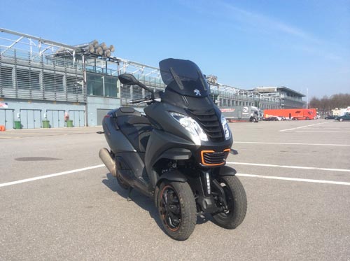 Peugeot Metropolis: l’alternativa cittadina. Perché 3 ruote è meglio Peugeot Metropolis: l’alternativa cittadina. Perché 3 ruote è meglio
