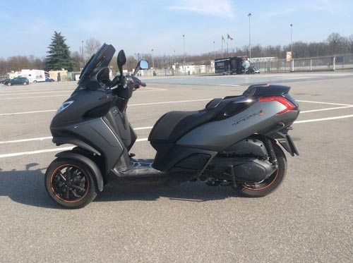 Peugeot Metropolis: l’alternativa cittadina. Perché 3 ruote è meglio Peugeot Metropolis: l’alternativa cittadina. Perché 3 ruote è meglio