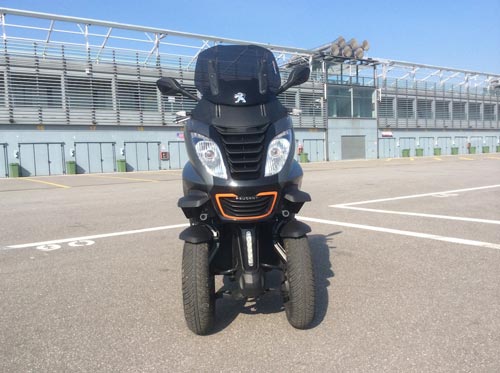 Peugeot Metropolis: l’alternativa cittadina. Perché 3 ruote è meglio Peugeot Metropolis: l’alternativa cittadina. Perché 3 ruote è meglio