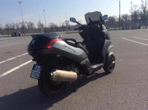 Peugeot Metropolis: l’alternativa cittadina. Perché 3 ruote è meglio Peugeot Metropolis: l’alternativa cittadina. Perché 3 ruote è meglio