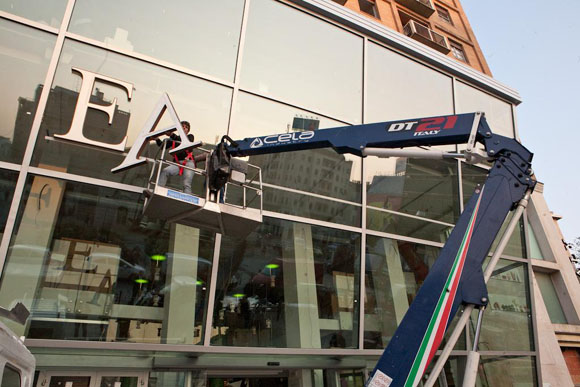 L’Eataly di Farinetti sbarca a Milano. Un ‘tempio del gusto’ L’Eataly di Farinetti sbarca a Milano. Un ‘tempio del gusto’