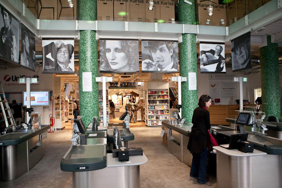 L’Eataly di Farinetti sbarca a Milano. Un ‘tempio del gusto’ L’Eataly di Farinetti sbarca a Milano. Un ‘tempio del gusto’