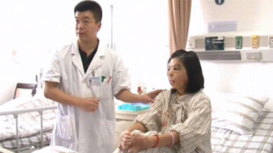 VIDEO: Cina, 17enne subisce trapianto di faccia e si mostra in pubblico