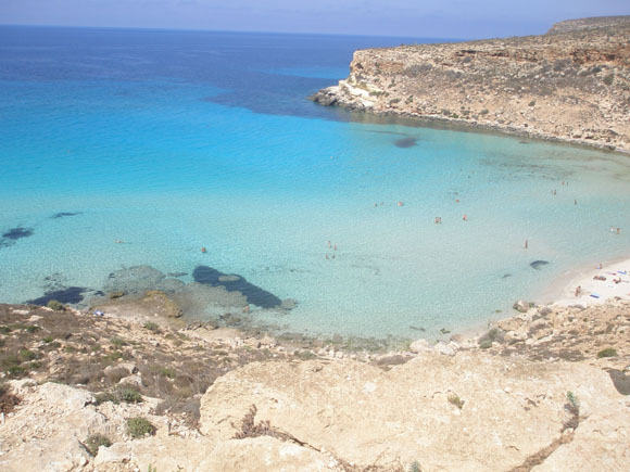 Le spiagge più belle del mondo. C’è anche l’italiana Lampedusa. FOTO Le spiagge più belle del mondo. C’è anche l’italiana Lampedusa. FOTO