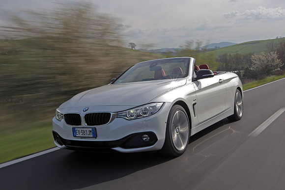 Scopri la Bmw Serie 4 Cabrio, con tante soluzioni tecniche innovative