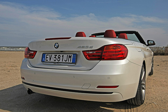 Scopri la Bmw Serie 4 Cabrio, con tante soluzioni tecniche innovative