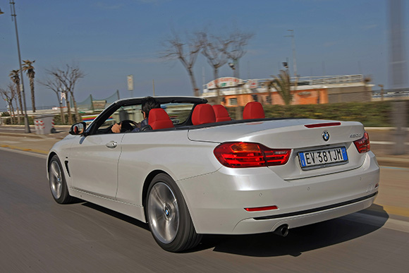 Scopri la Bmw Serie 4 Cabrio, con tante soluzioni tecniche innovative