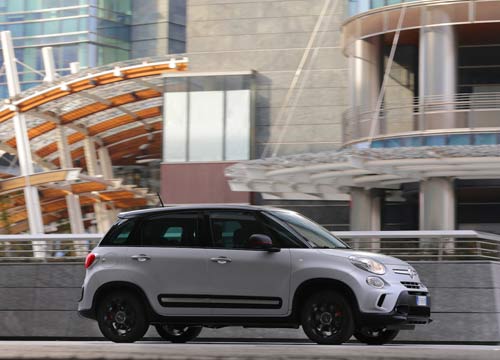 Auto, anche l’Italia rialza la testa. Aumentano le immatricolazioni Fiat Auto, anche l’Italia rialza la testa. Aumentano le immatricolazioni Fiat
