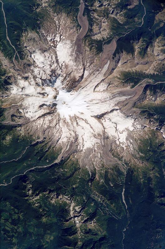 Groenlandia, la calotta si scioglie: allarme innalzamento dei mari Groenlandia, la calotta si scioglie: allarme innalzamento dei mari