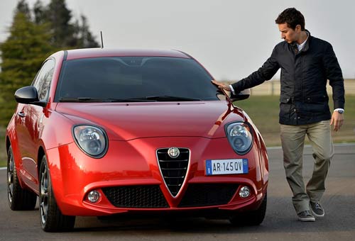 Jorge Lorenzo al fianco di Alfa Romeo Jorge Lorenzo al fianco di Alfa Romeo