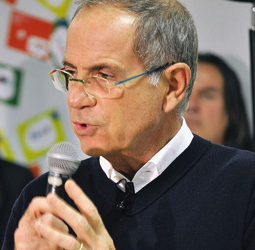 Punta Perotti, Di Paola: “Il gioco dell’oca” Punta Perotti, Di Paola: “Il gioco dell’oca”