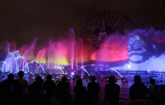Accuse a Eurodisney: “Discriminazioni razziali nelle assunzioni” Accuse a Eurodisney: “Discriminazioni razziali nelle assunzioni”
