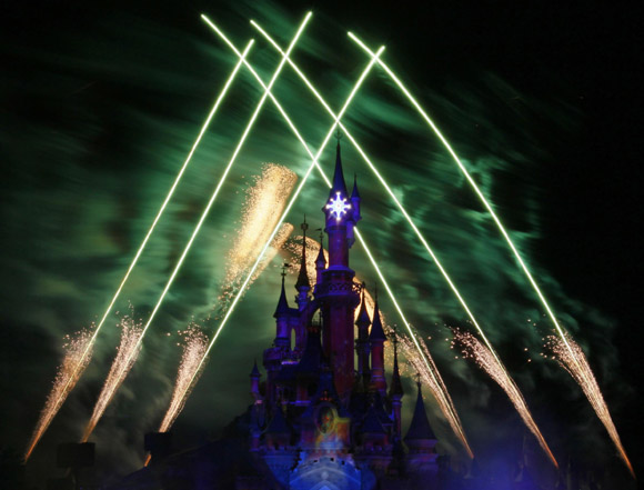Accuse a Eurodisney: “Discriminazioni razziali nelle assunzioni” Accuse a Eurodisney: “Discriminazioni razziali nelle assunzioni”