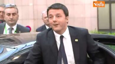 VIDEO: Renzi entra al consiglio UE: “Come va? Bene, molto bene”