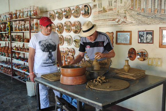 Cuba, Paese dove la musica e l’arte sono le colonne sonore della vita Cuba, Paese dove la musica e l’arte sono le colonne sonore della vita