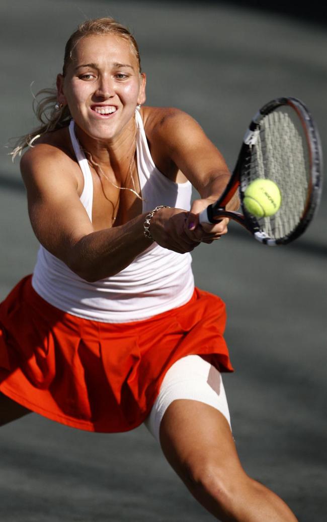 Elena Vesnina tennista a luci rosse, eccola su Playboy Elena Vesnina tennista a luci rosse, eccola su Playboy