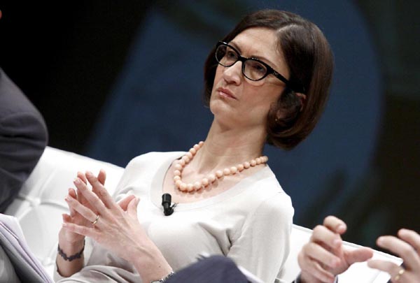 Dall’austera Pivetti al blu-Boschi. Le donne di Renzi cambiano stile Dall’austera Pivetti al blu-Boschi. Le donne di Renzi cambiano stile