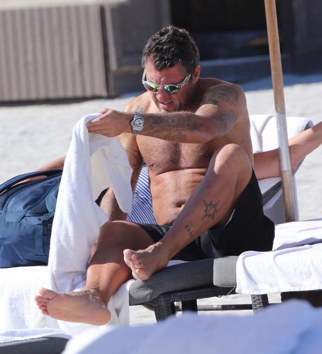 Vieri, vacanze a Miami con una donna… ecco chi è. LE FOTO