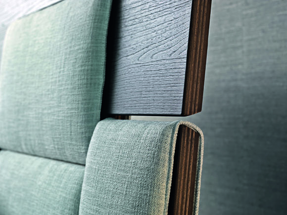 Colori neutri, trasparenze e legno naturale: a Casaidea 2014 è ora di semplicità Colori neutri, trasparenze e legno naturale: a Casaidea 2014 è ora di semplicità