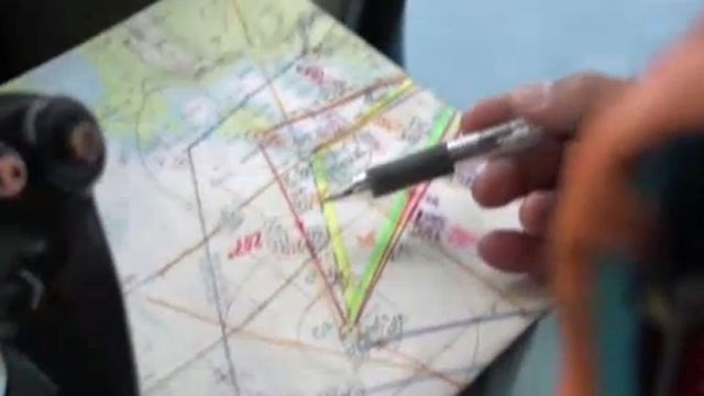 Malaysia Airlines, il giallo della rotta. Rabbia dei parenti