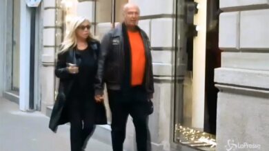 VIDEO: Mara Venier e Nicola Carraro mano nella mano, innamorati come il primo giorno