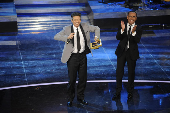 Ecco le foto di Fiorello dopo l’incidente Ecco le foto di Fiorello dopo l’incidente