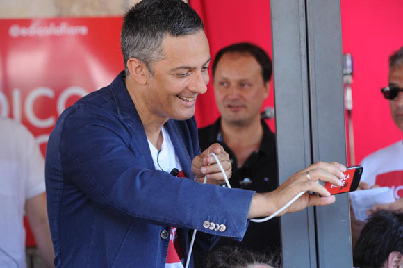 Ecco le foto di Fiorello dopo l’incidente Ecco le foto di Fiorello dopo l’incidente