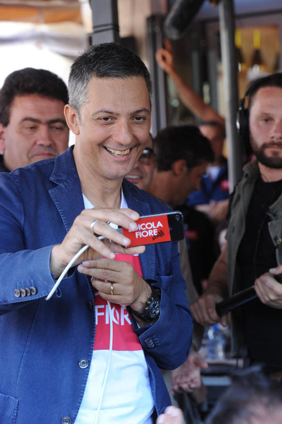 Ecco le foto di Fiorello dopo l’incidente Ecco le foto di Fiorello dopo l’incidente