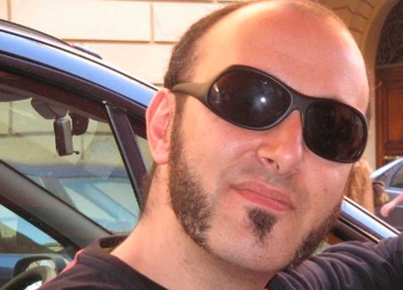Gianluca Morozzi e gli incubi rimossi di una “famiglia perfetta” Gianluca Morozzi e gli incubi rimossi di una “famiglia perfetta”