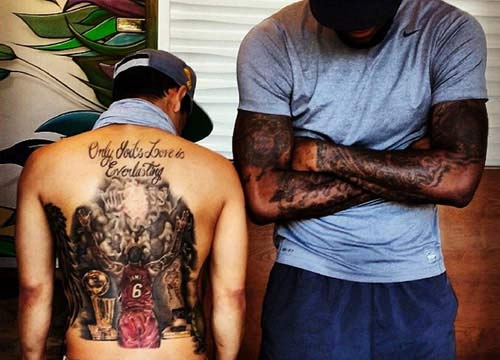 Allarme sull’inchiostro dei tatuaggi: “Contiene sostanze cancerogene” Allarme sull’inchiostro dei tatuaggi: “Contiene sostanze cancerogene”