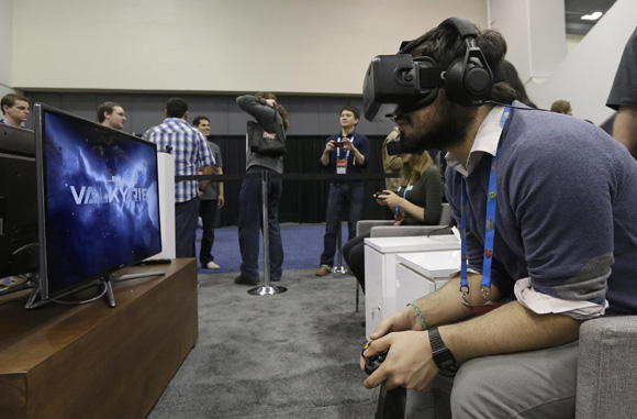 Facebook compra Oculus per 2 mld: la realtà virtuale non è più un gioco Facebook compra Oculus per 2 mld: la realtà virtuale non è più un gioco