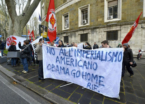 Obama a Roma, contestato dai Cobas del movimento studentesco Obama a Roma, contestato dai Cobas del movimento studentesco
