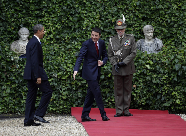 Renzi: “Obama è una fonte d’ispirazione”. Foto e video del tour presidenziale Renzi: “Obama è una fonte d’ispirazione”. Foto e video del tour presidenziale
