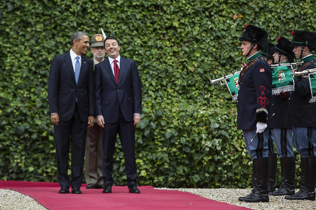 Renzi: “Obama è una fonte d’ispirazione”. Foto e video del tour presidenziale Renzi: “Obama è una fonte d’ispirazione”. Foto e video del tour presidenziale