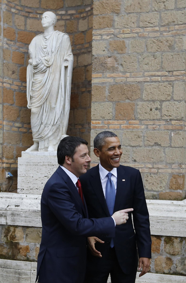 Renzi: “Obama è una fonte d’ispirazione”. Foto e video del tour presidenziale Renzi: “Obama è una fonte d’ispirazione”. Foto e video del tour presidenziale
