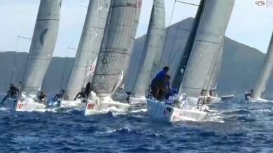 VIDEO: Tron Sailing Series 2014: Audi va a “gonfie vele”