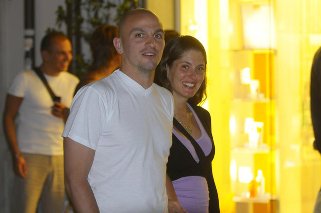Donna manager, uomo ai fornelli. Arriva il food-magazine per lui Donna manager, uomo ai fornelli. Arriva il food-magazine per lui