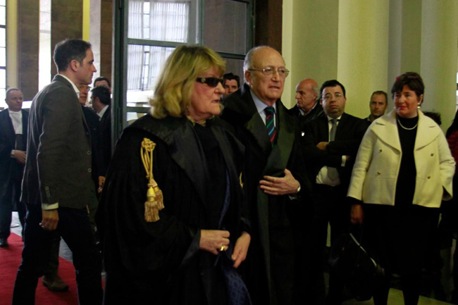 Funerali di D’Ambrosio, si riunisce il pool di Mani Pulite. Le foto Funerali di D’Ambrosio, si riunisce il pool di Mani Pulite. Le foto