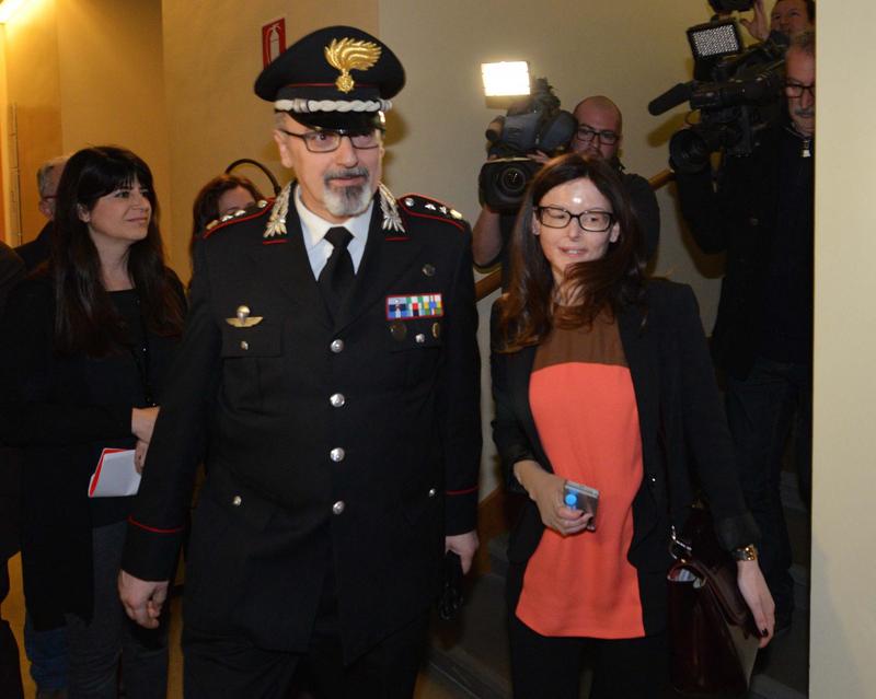 Fece sfigurare l’ex con l’acido. In carcere riceve lettere d’amore