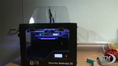 VIDEO: Francia, la stampante 3D entra in sala operatoria