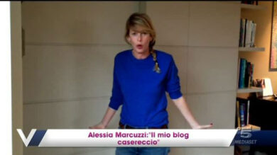 Il bacio fra Alessia Marcuzzi e Paolo Calabresi Marconi