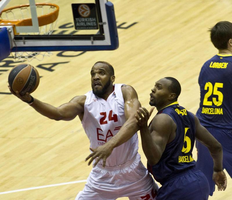 Gentile e l’Olimpia distruggono il Barça: adrenalina al Forum. GALLERY