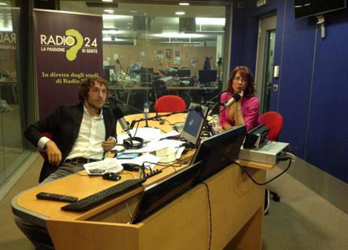 Marcuzzi, Satta, Vento e Belen. Quando l’accavallamento è sexy. E il web… Marcuzzi, Satta, Vento e Belen. Quando l’accavallamento è sexy. E il web…