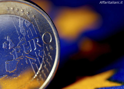 “Banche e governi contro la gente. Fermiamo il colpo di Stato europeo” “Banche e governi contro la gente. Fermiamo il colpo di Stato europeo”