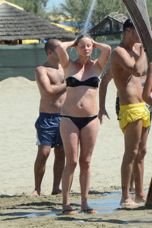 Marcuzzi, Satta, Vento e Belen. Quando l’accavallamento è sexy. E il web… Marcuzzi, Satta, Vento e Belen. Quando l’accavallamento è sexy. E il web…